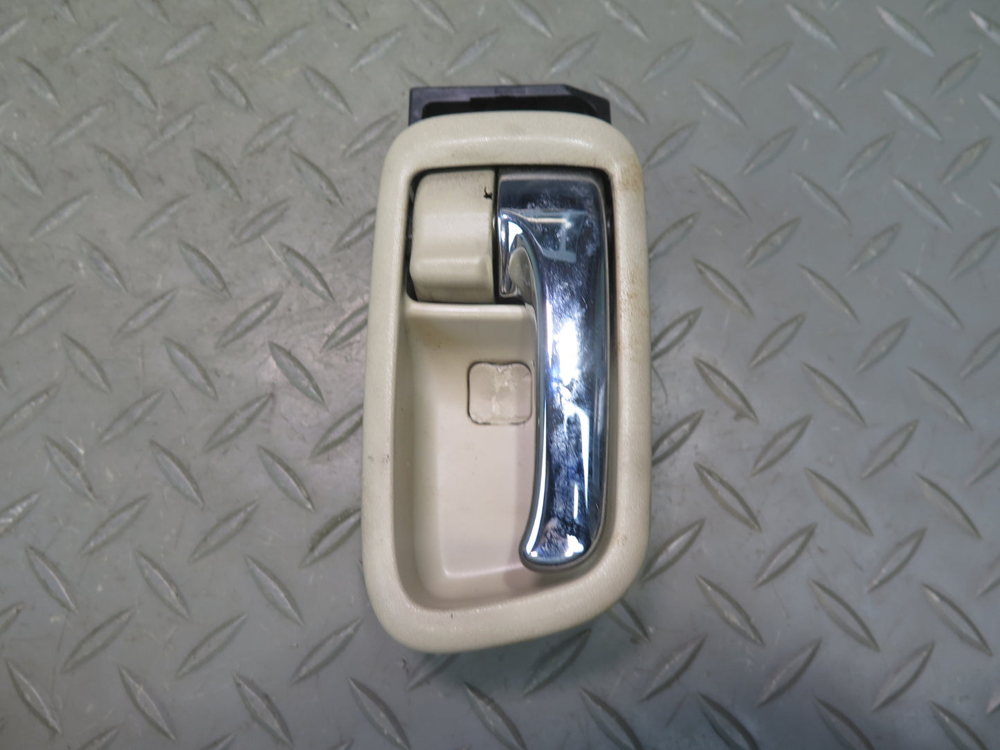 01-05 Lexus JCE10L IS300 Set of 4 Front & Rear Door Interior Handle OEM