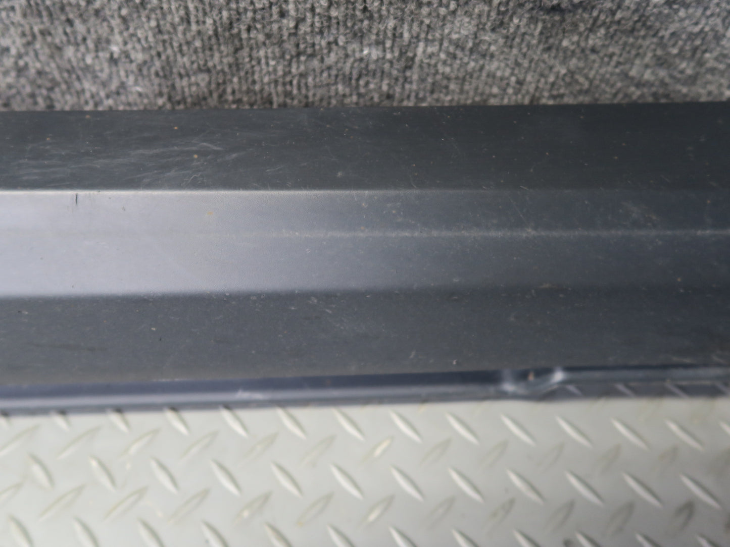 2012-2015 Range Rover Evoque L538 4DR Right Side Skirt Rocker Panel Molding