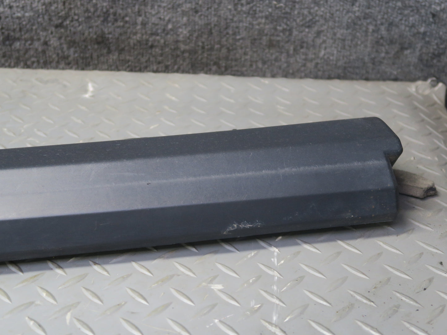 2012-2015 Range Rover Evoque L538 4DR Right Side Skirt Rocker Panel Molding