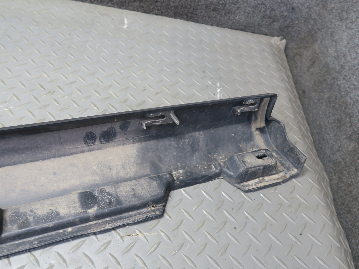 2012-2015 Range Rover Evoque L538 4DR Right Side Skirt Rocker Panel Molding