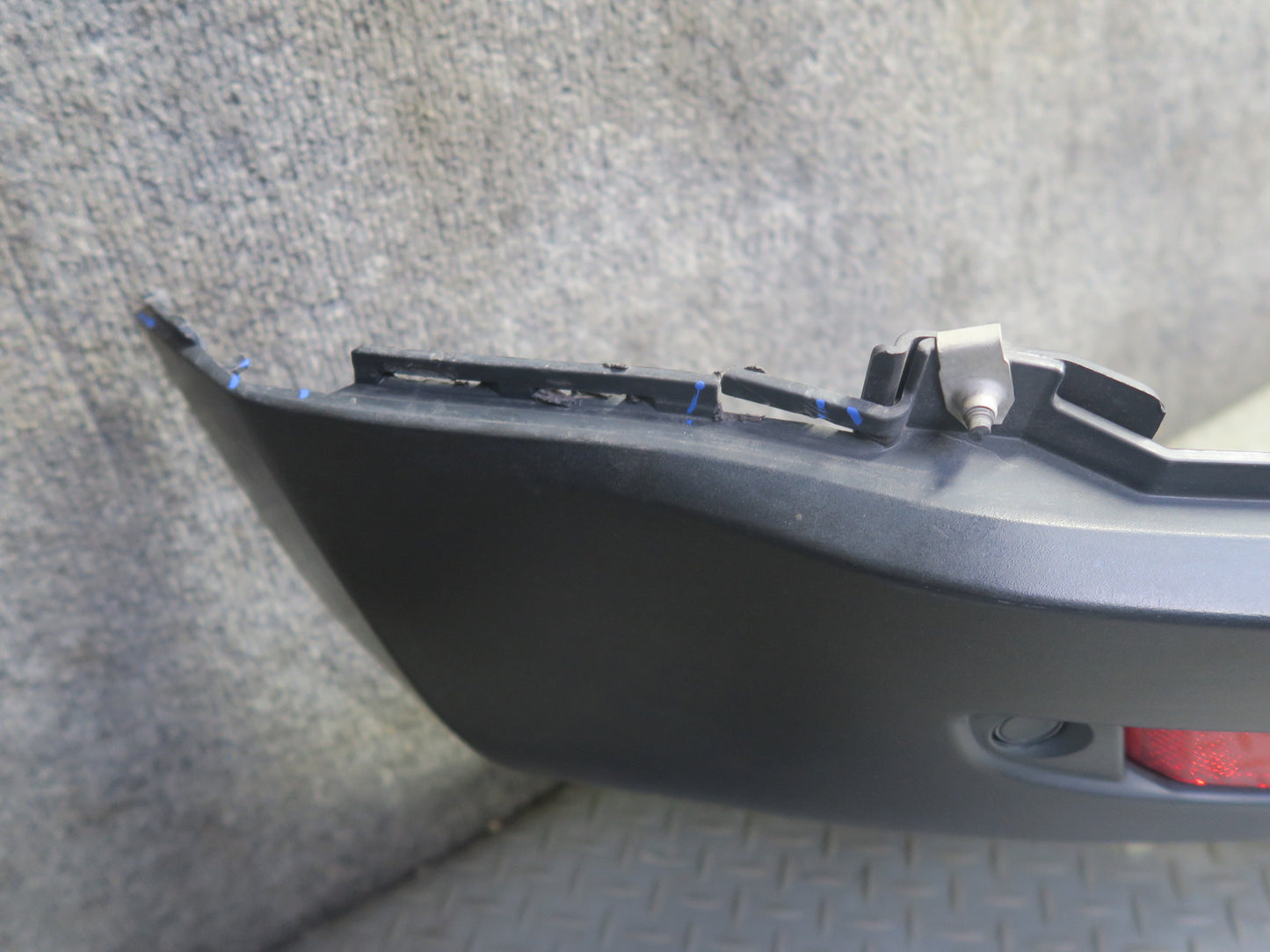 2012-2019 Range Rover Evoque L538 Rear Bumper Cover w PDC Sensors