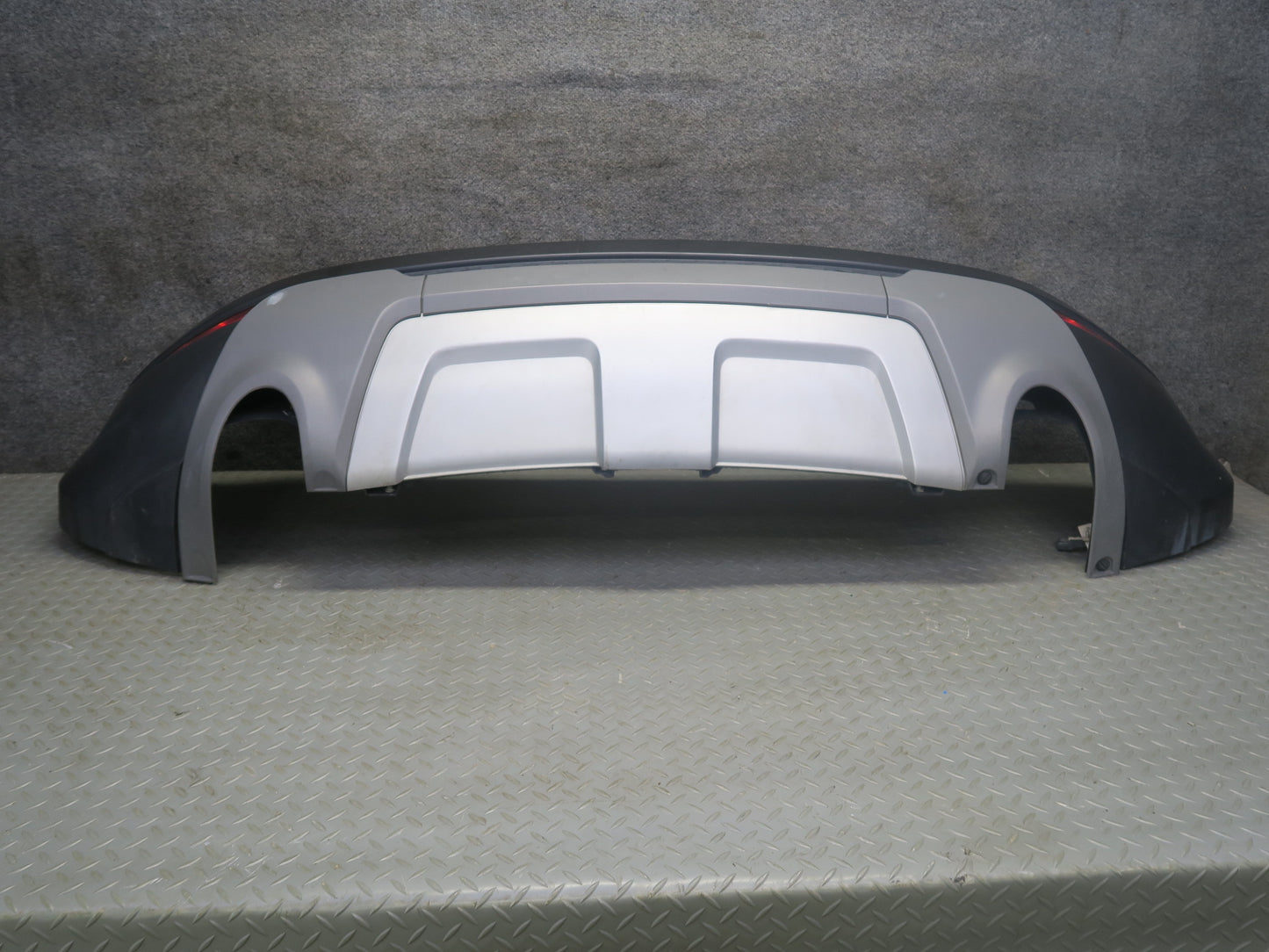 2012-2019 Range Rover Evoque L538 Rear Bumper Cover w PDC Sensors
