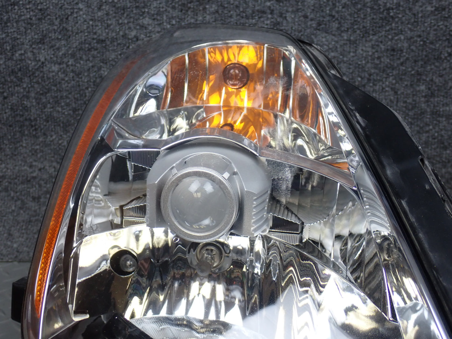 03-05 Nissan 350Z Z33 Front Right Xenon HID Headlight Lamp w Ballast OEM