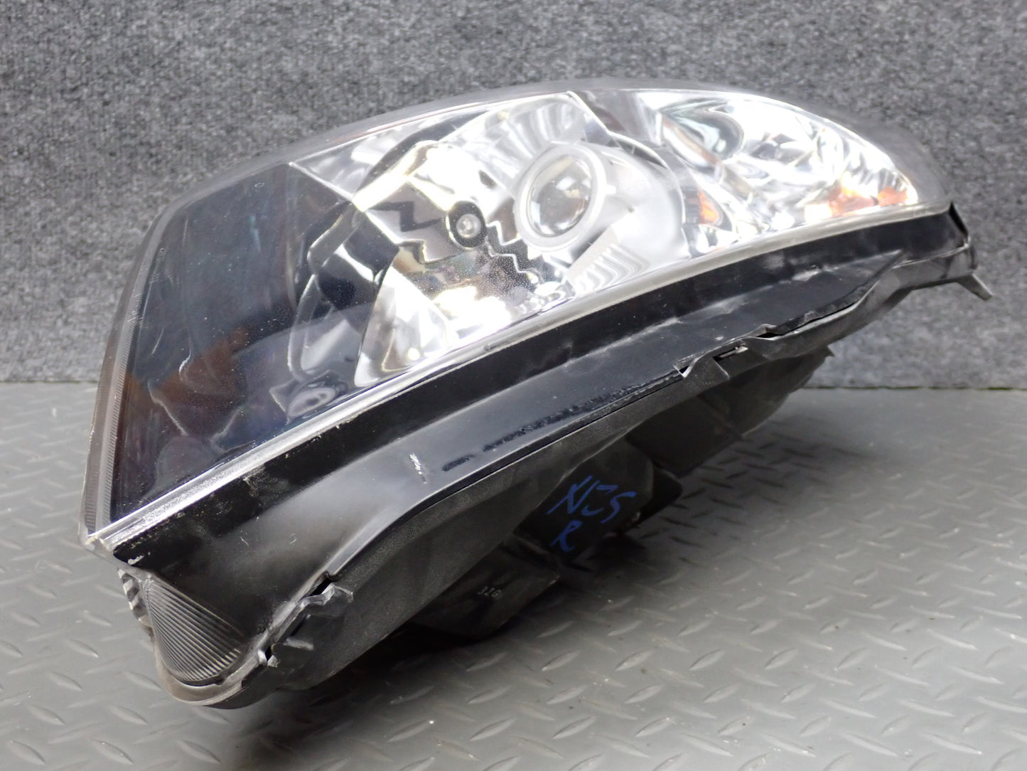 03-05 Nissan 350Z Z33 Front Right Xenon HID Headlight Lamp w Ballast OEM
