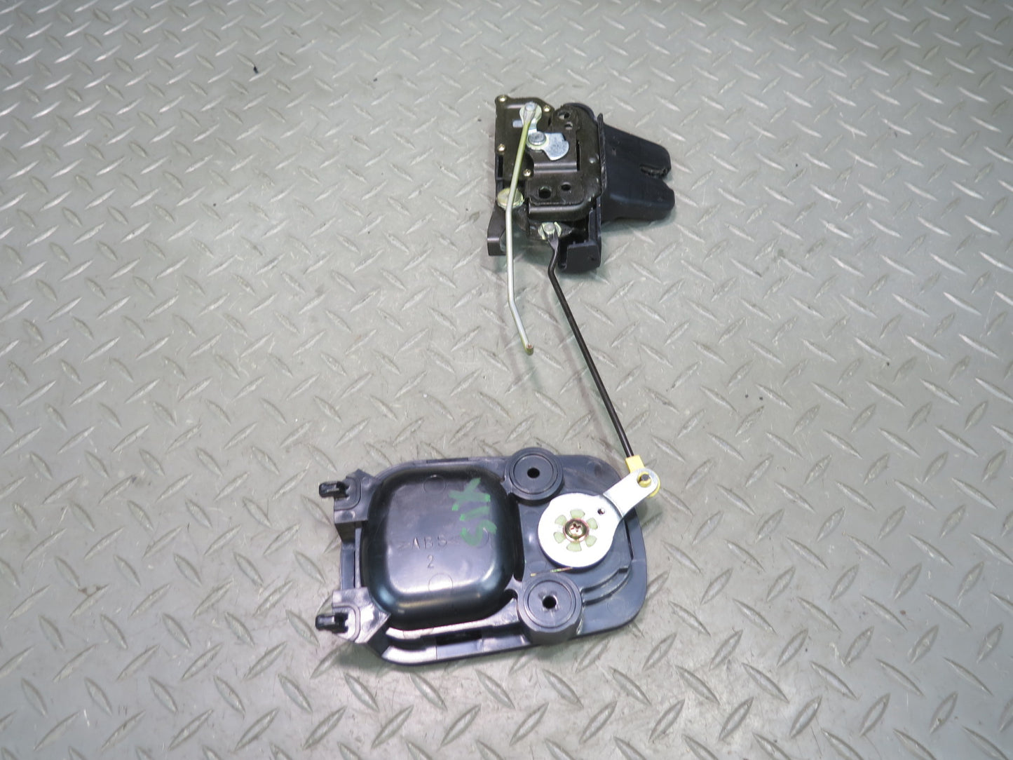 01-05 Lexus IS300 Sedan Rear Trunk Lock Latch Actuator w Release Handle OEM
