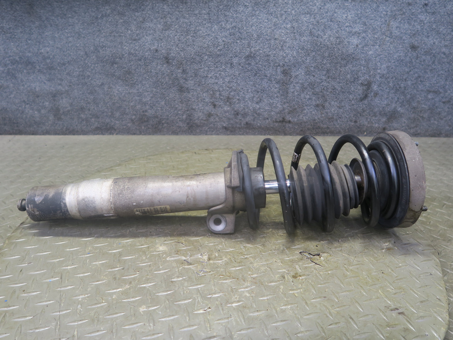 2008-2013 BMW E92 M3 Coupe Front Right Pass Side Shock Strut Absorber