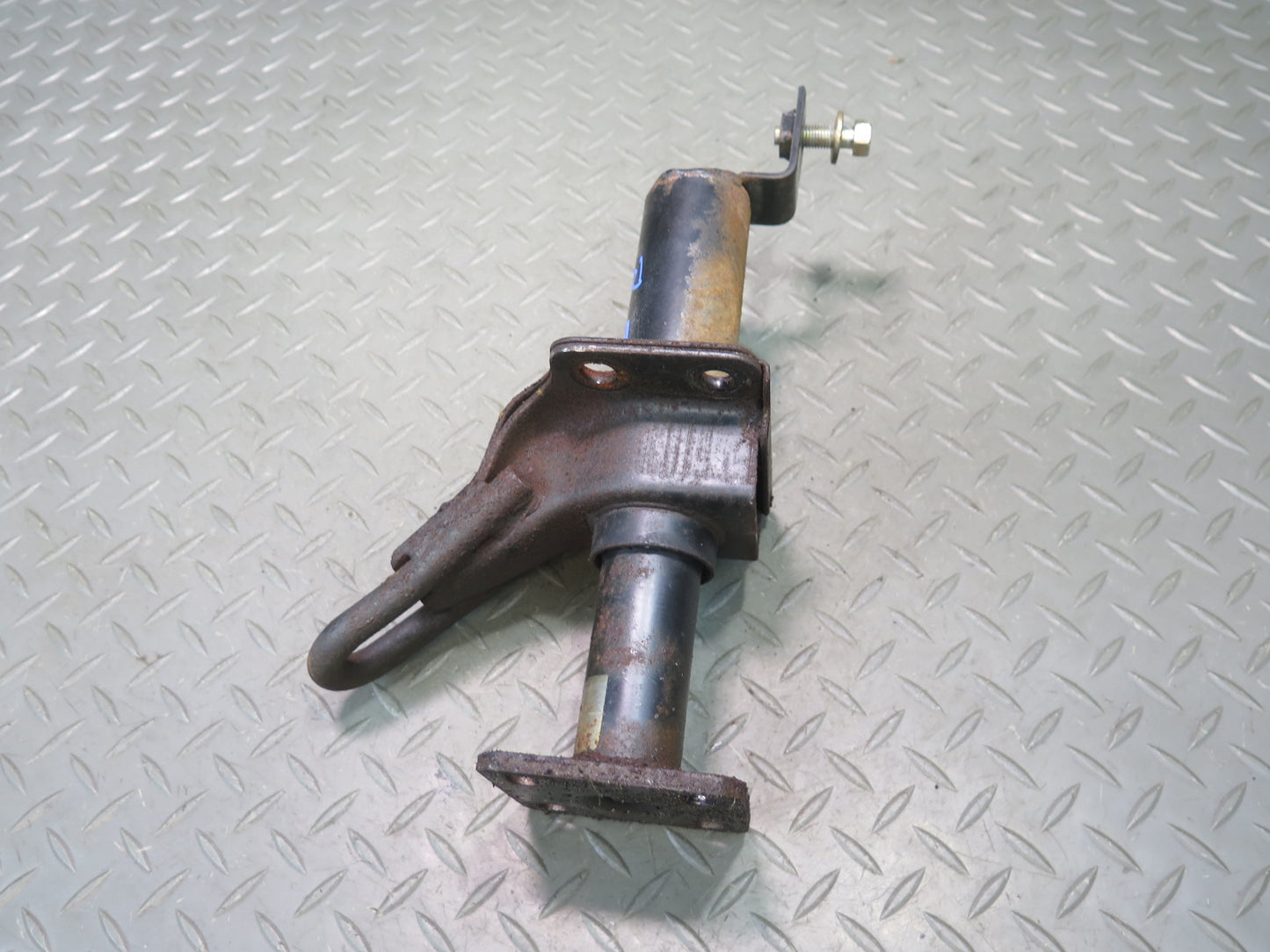 79-83 Datsun Nissan 280ZX S130 Rear Bumper Impact Shock Absorber Set OEM