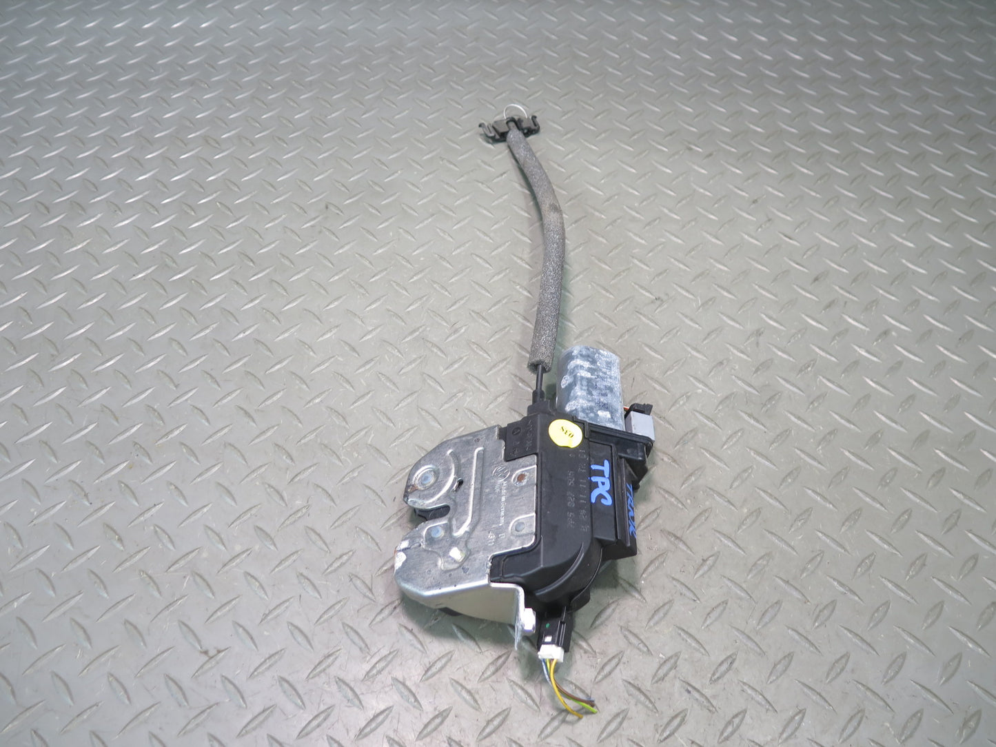 2011-2018 Porsche Cayenne 958 Rear Trunk Tailgate Lock Latch 7P5827505
