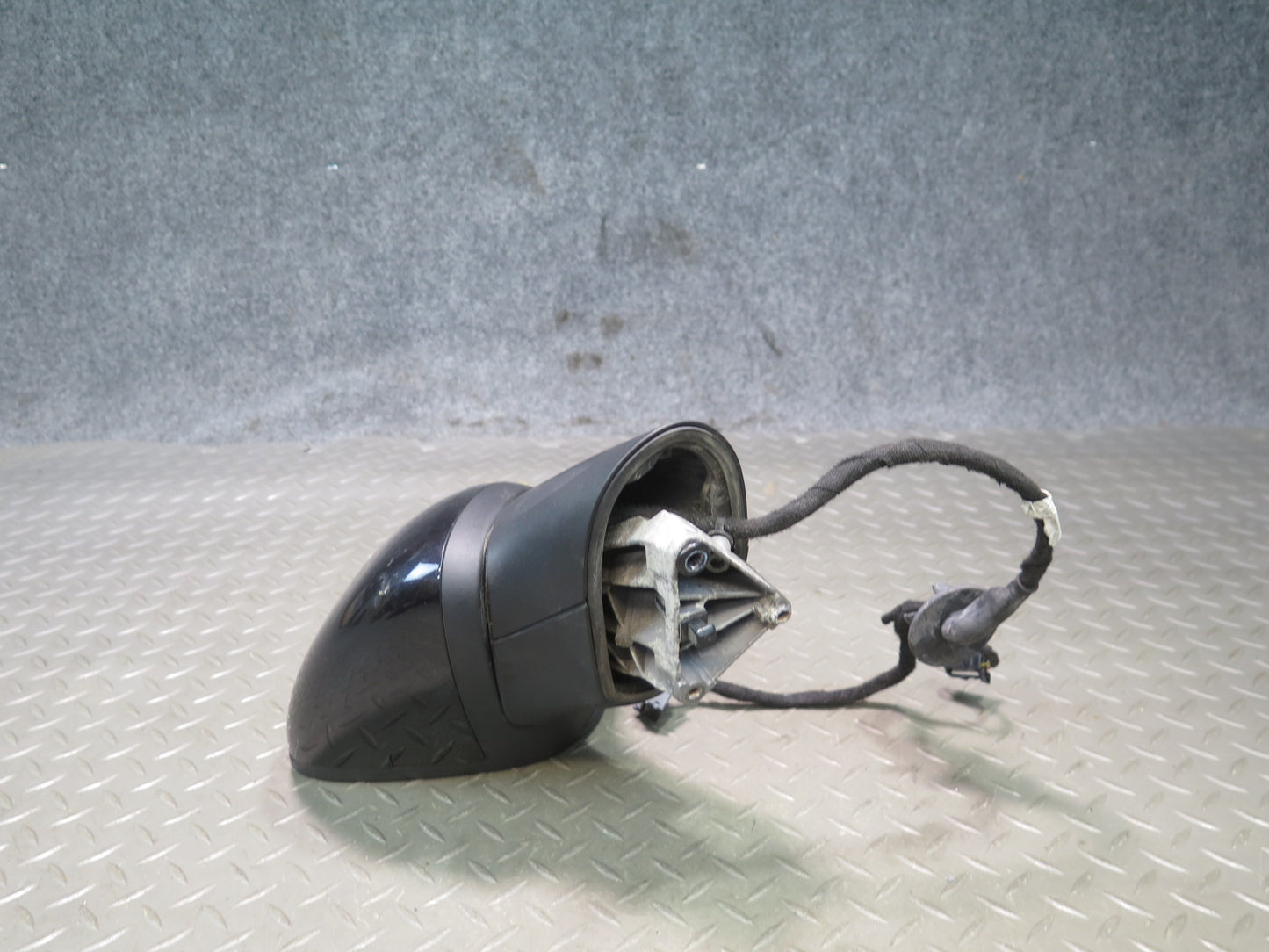 2011-2014 Porsche Cayenne 958 Left Side Rear View Door Mirror W/ Blind Spot