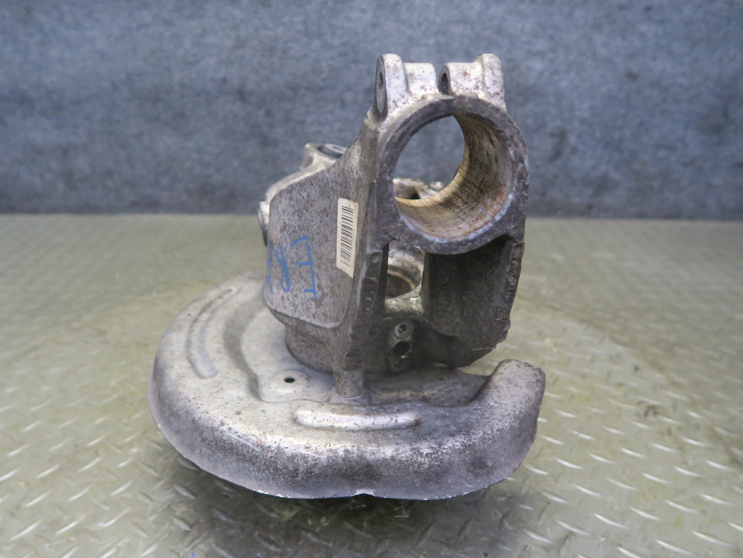 2012-2015 Range Rover Evoque L538 AWD Rear Left Spindle Knuckle Wheel Hub
