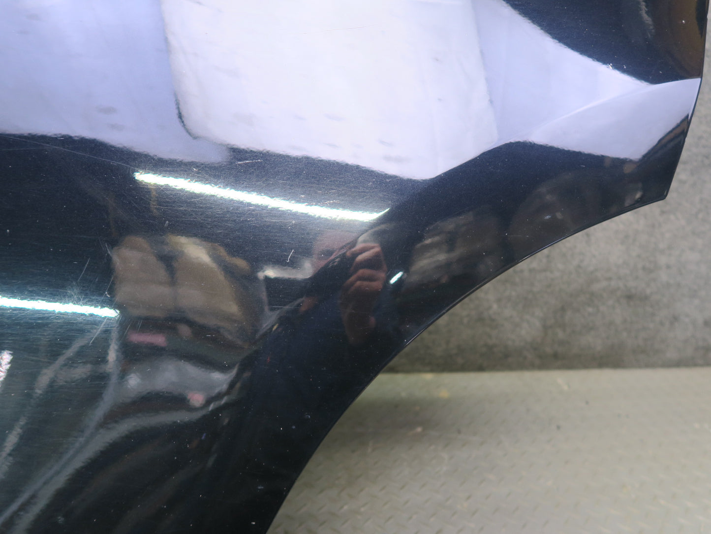 2011-2018 Porsche Cayenne 958 Rear Left Side Door Shell Panel W/ Glass Black
