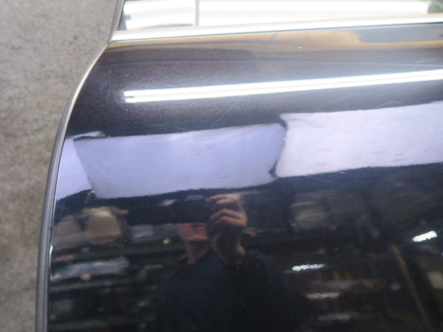 2011-2018 Porsche Cayenne 958 Rear Left Side Door Shell Panel W/ Glass Black