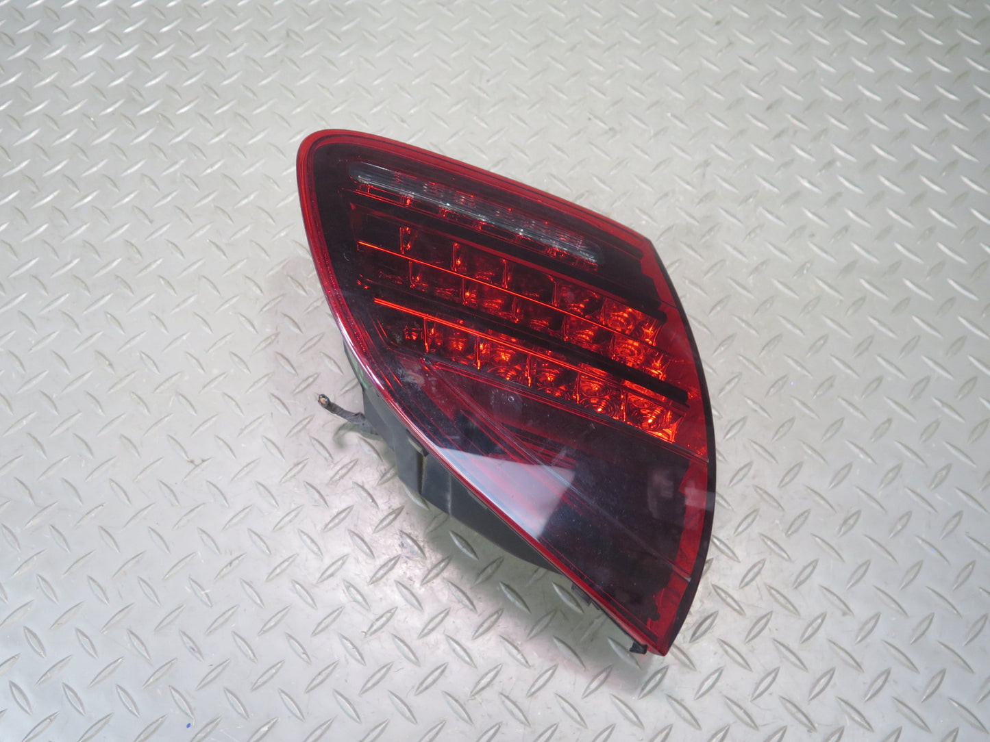 2011-2014 Porsche Cayenne 958 Rear Left Driver Side Inner Tail Light Lamp