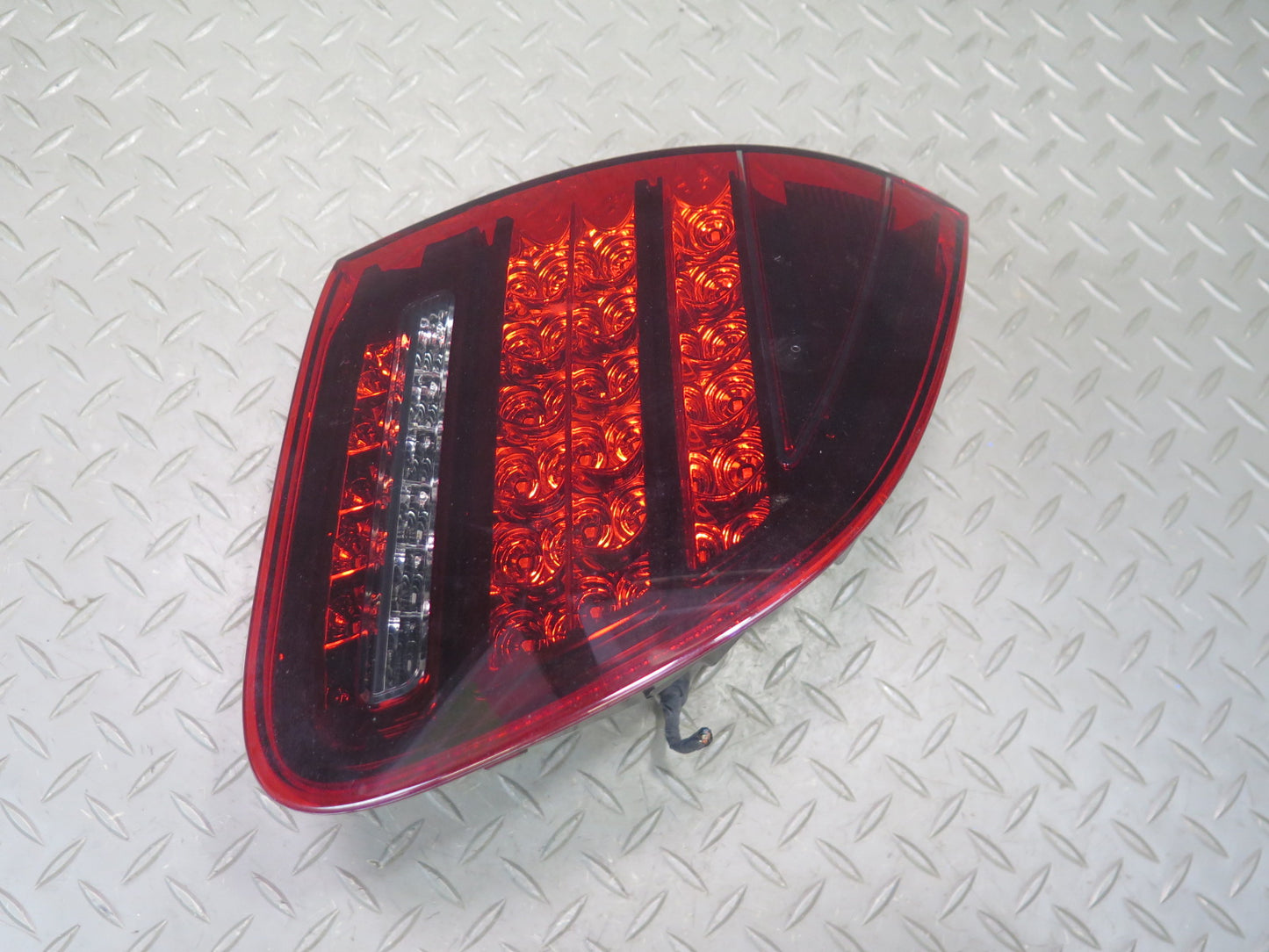 2011-2014 Porsche Cayenne 958 Rear Left Driver Side Inner Tail Light Lamp