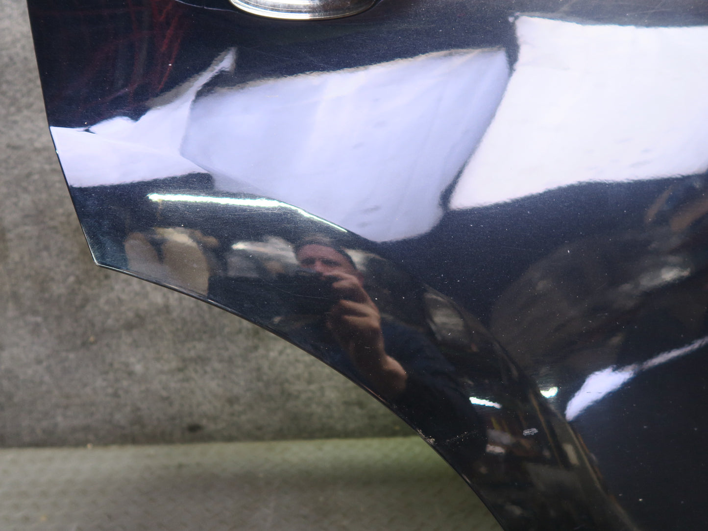 2011-2018 Porsche Cayenne 958 Rear Right Side Door Shell Panel W/ Glass Black