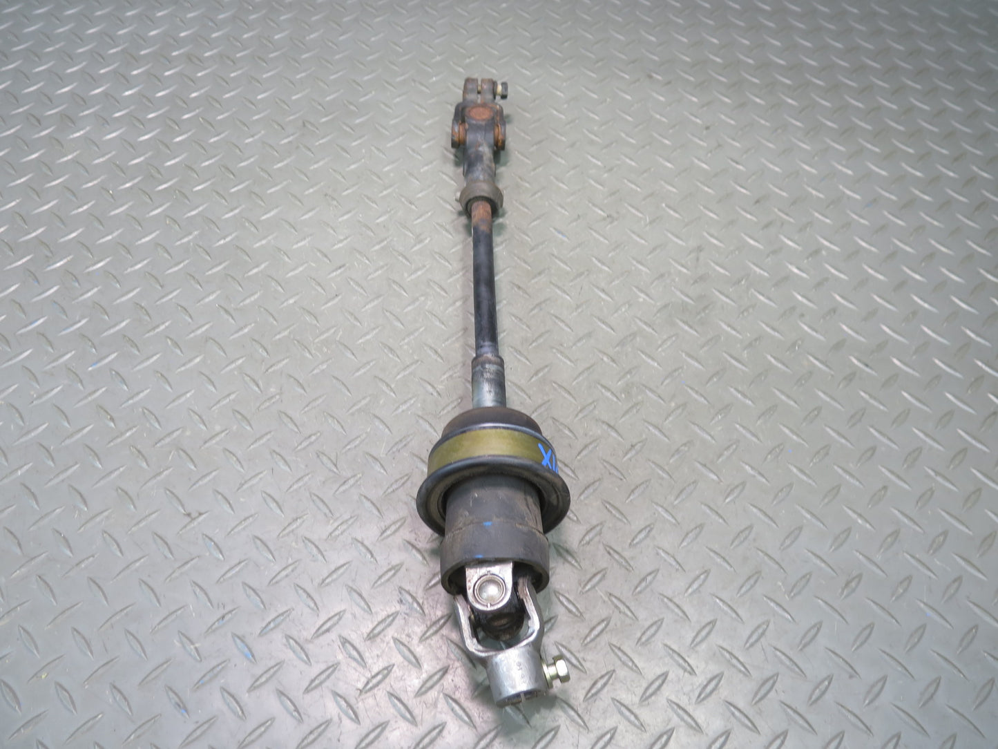 01-05 Lexus JCE10L IS300 Steering Column U Joint Linkage Shaft OEM
