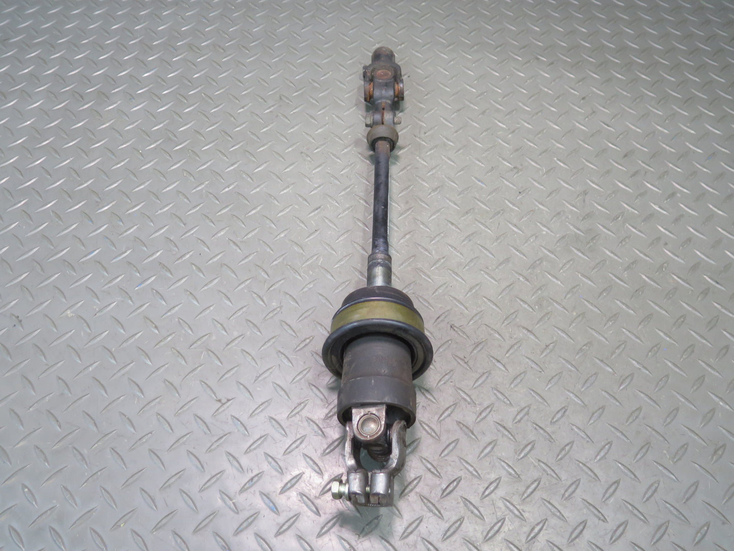 01-05 Lexus JCE10L IS300 Steering Column U Joint Linkage Shaft OEM