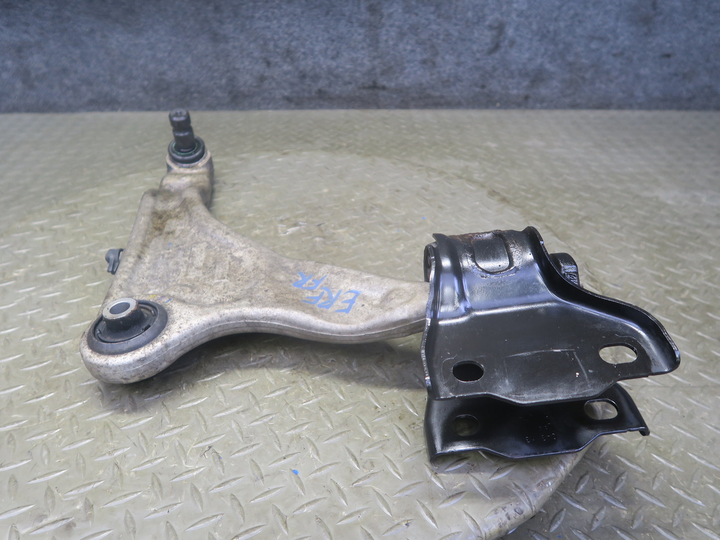 2012-2019 Range Rover Evoque L538 Front Right Suspension Lower Control Arm