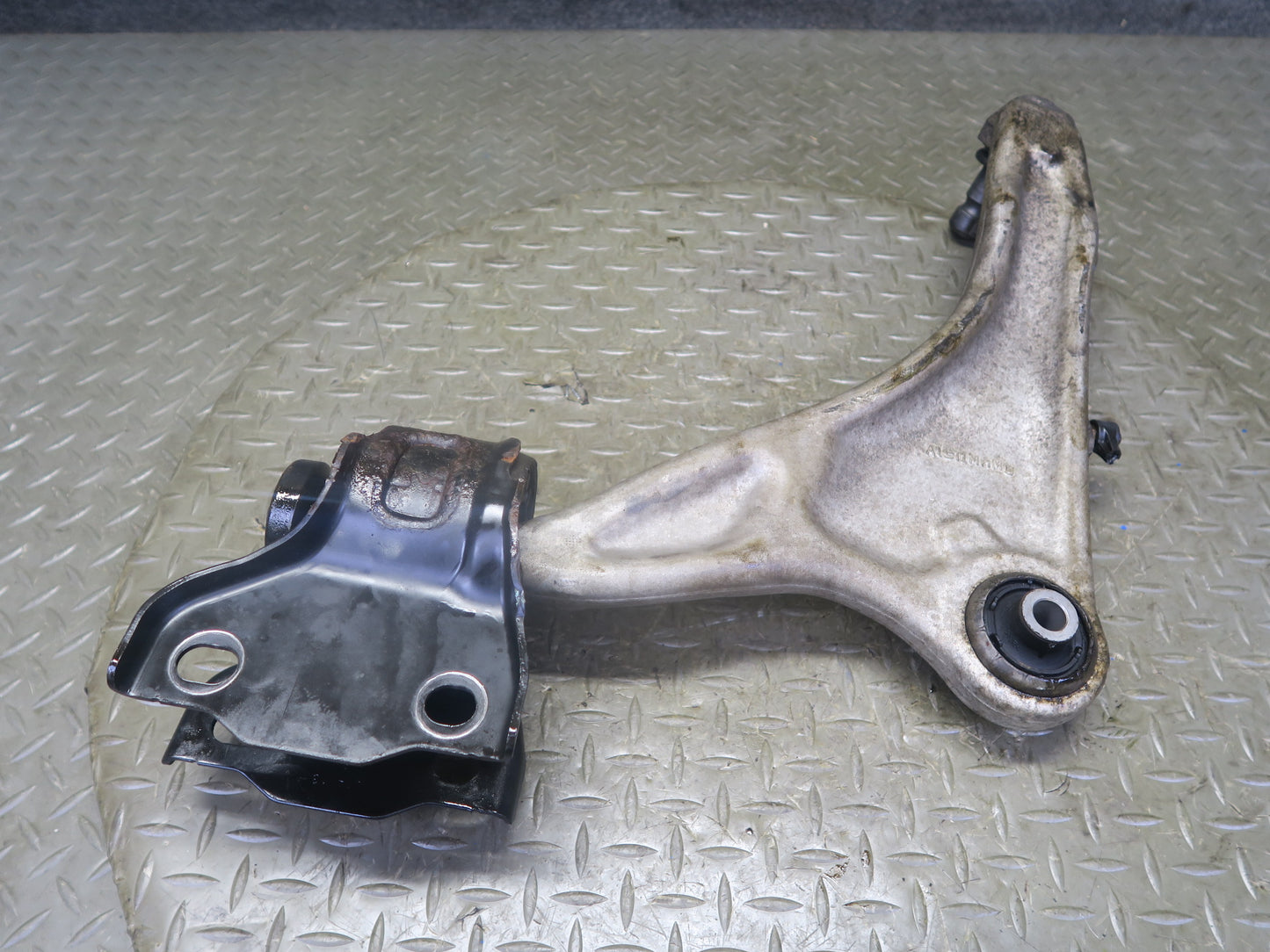 2012-2019 Range Rover Evoque L538 Front Right Suspension Lower Control Arm