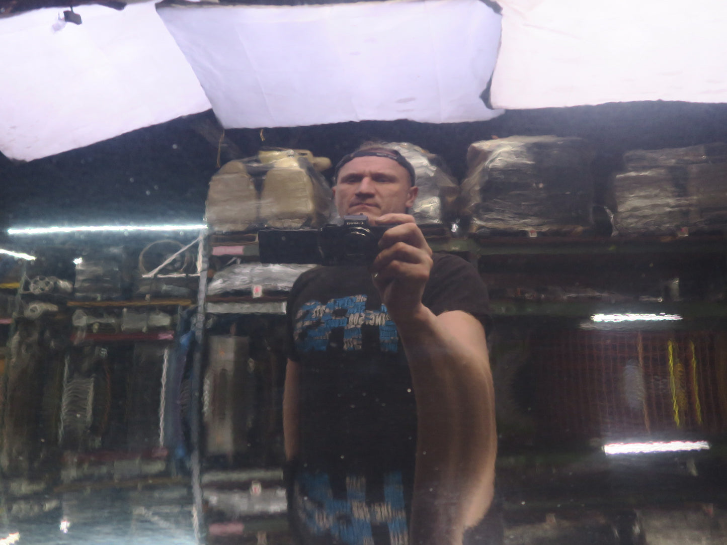 2011-2018 Porsche Cayenne 958 Front Left Side Door Shell Panel W/ Glass Black