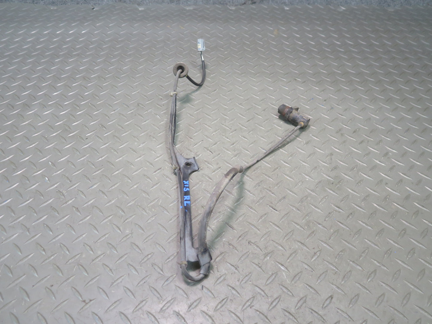 01-05 Lexus JCE10L IS300 Rear Left Wheel ABS Speed Sensor w Mount OEM