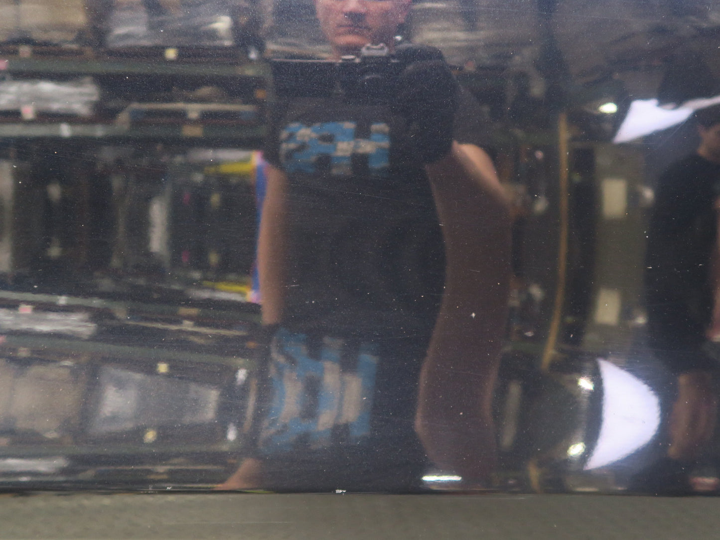 2011-2018 Porsche Cayenne 958 Front Right Side Door Shell Panel W/ Glass Black