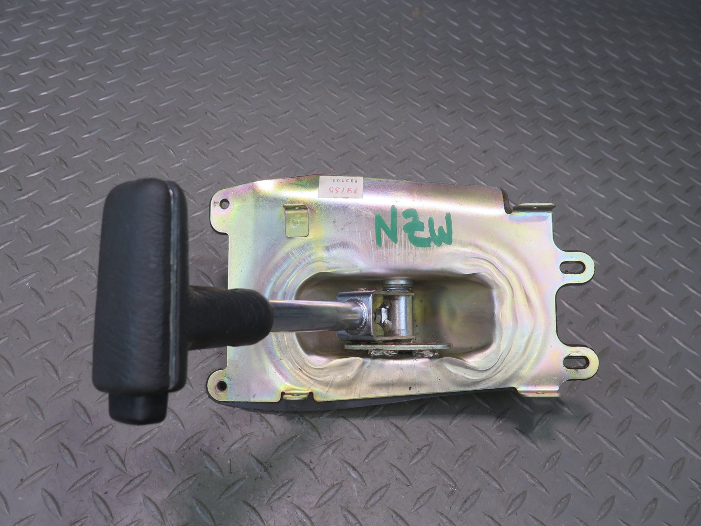 79-83 Datsun Nissan 280ZX S130 AT Automatic Transmission Shifter w Linkage OEM
