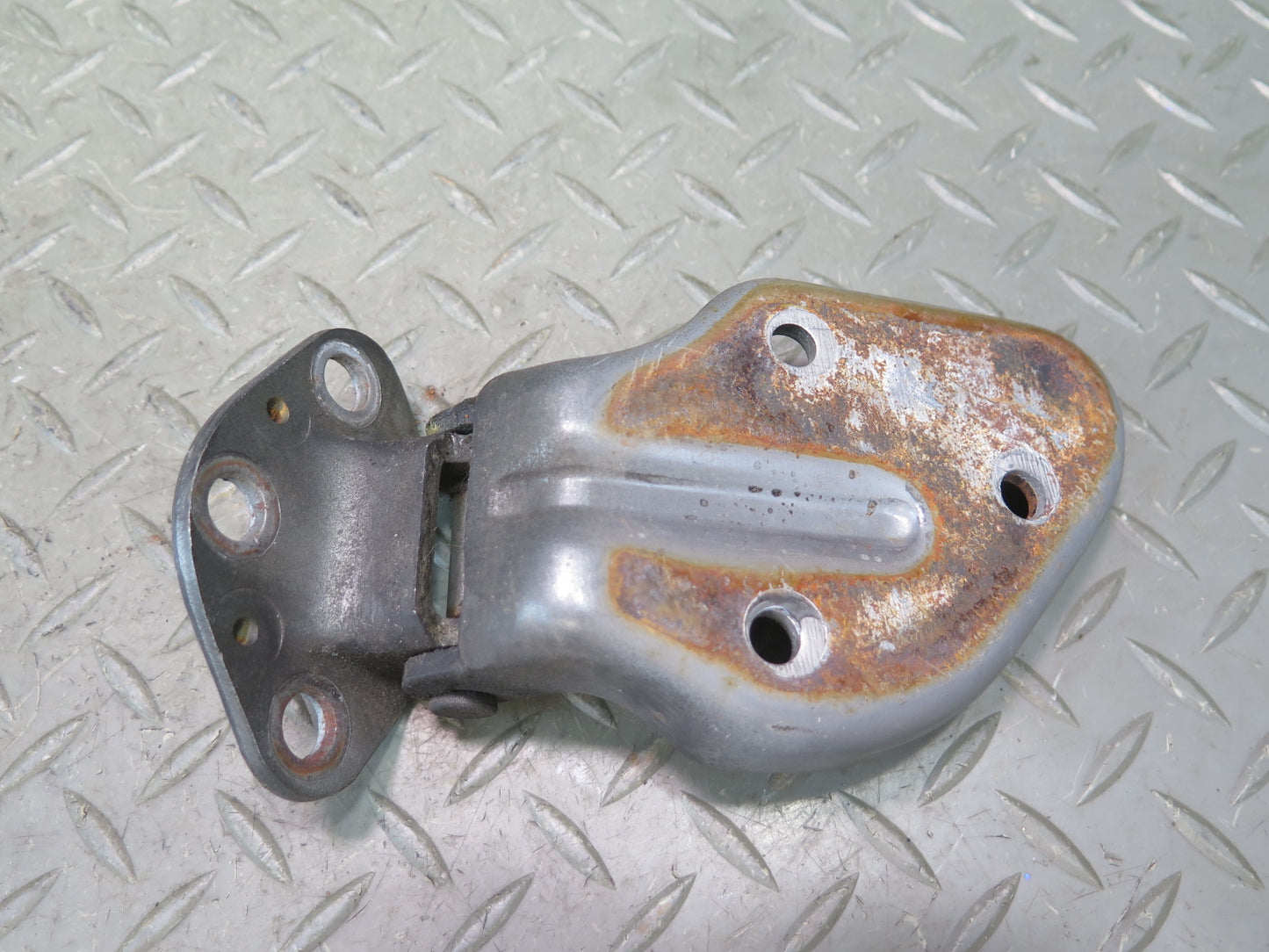 79-83 Datsun 280ZX S130 Set of 2 Right Lower & Upper Door Hinge Gray OEM