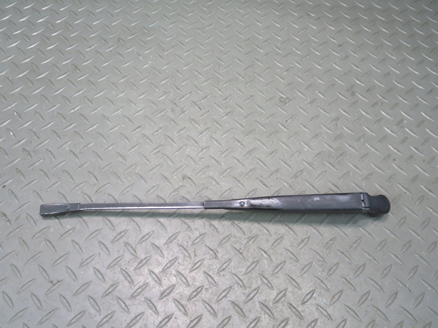 79-83 Datsun Nissan 280ZX S130 2+0 Set of 2 Front Windshield Wiper Arm OEM