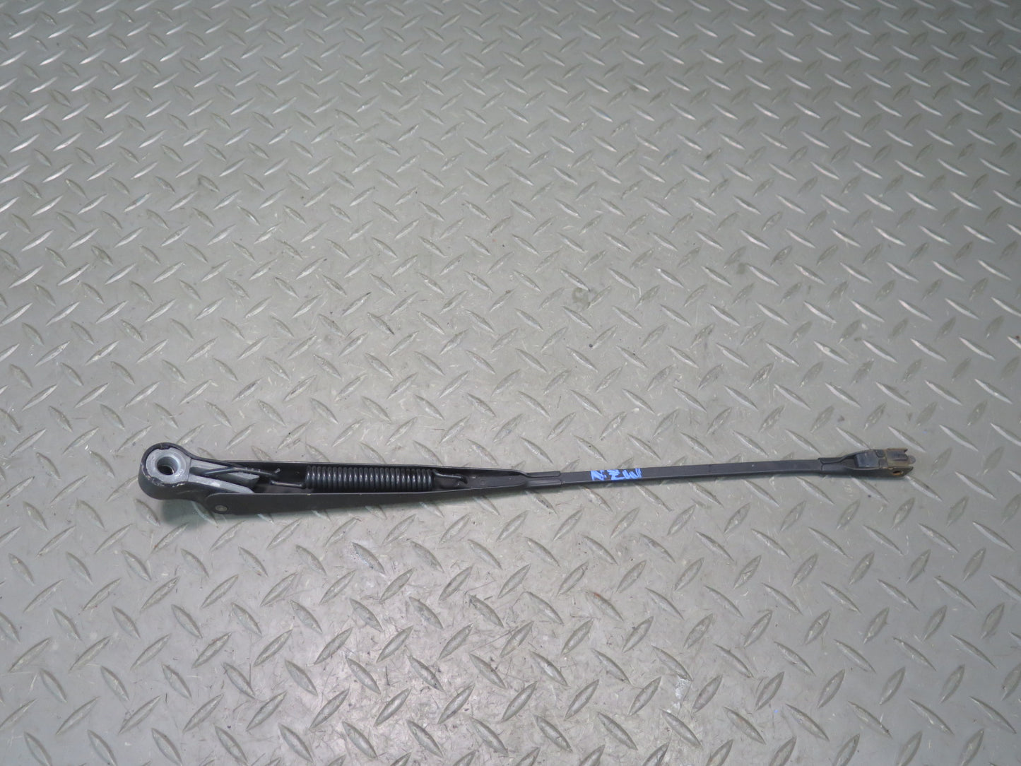 79-83 Datsun Nissan 280ZX S130 2+0 Set of 2 Front Windshield Wiper Arm OEM