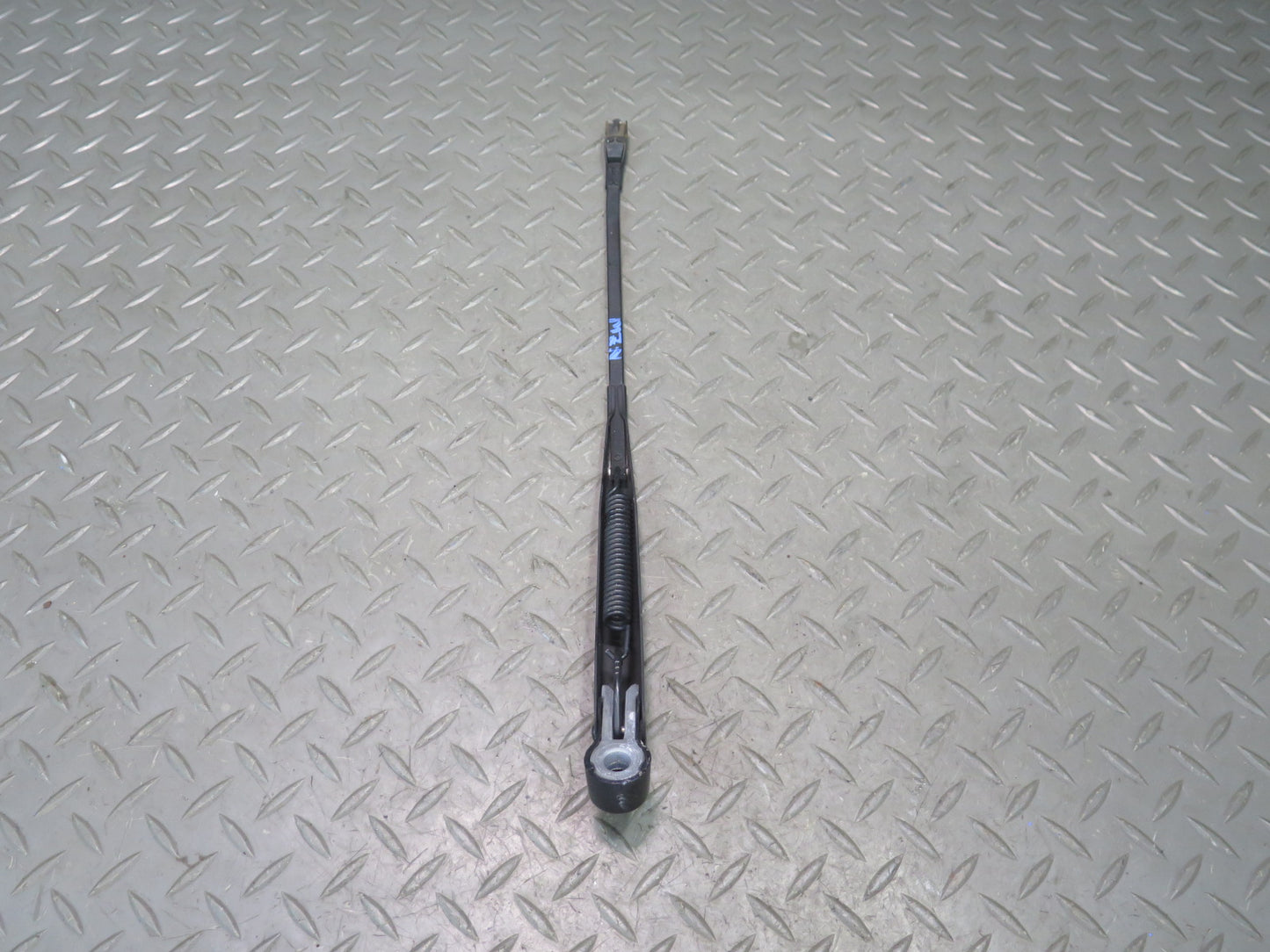 79-83 Datsun Nissan 280ZX S130 2+0 Set of 2 Front Windshield Wiper Arm OEM