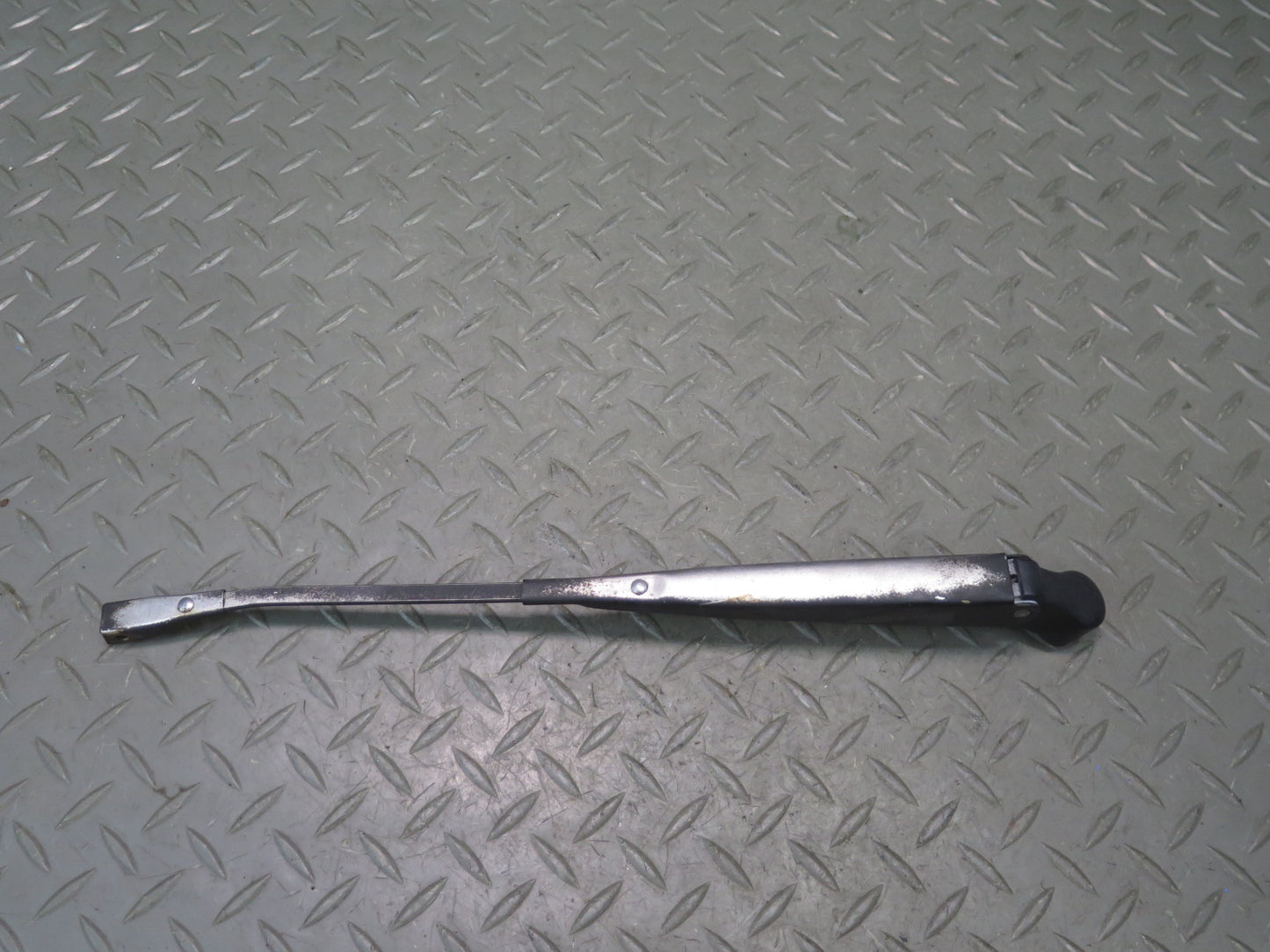 79-83 Datsun Nissan 280ZX S130 2+0 Set of 2 Front Windshield Wiper Arm OEM