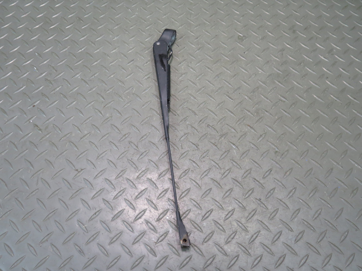 79-83 Datsun Nissan 280ZX S130 2+0 Set of 2 Front Windshield Wiper Arm OEM