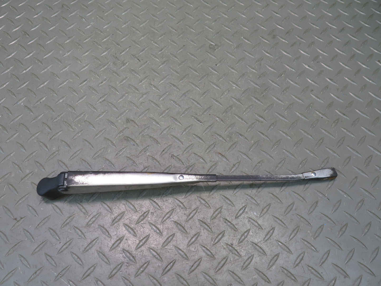 79-83 Datsun Nissan 280ZX S130 2+0 Set of 2 Front Windshield Wiper Arm OEM