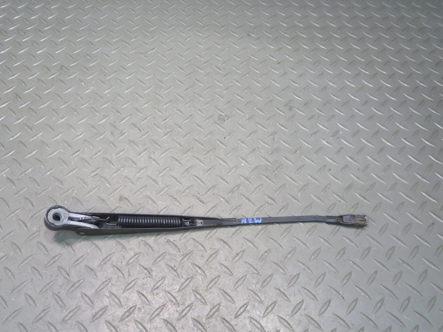 79-83 Datsun Nissan 280ZX S130 2+0 Set of 2 Front Windshield Wiper Arm OEM
