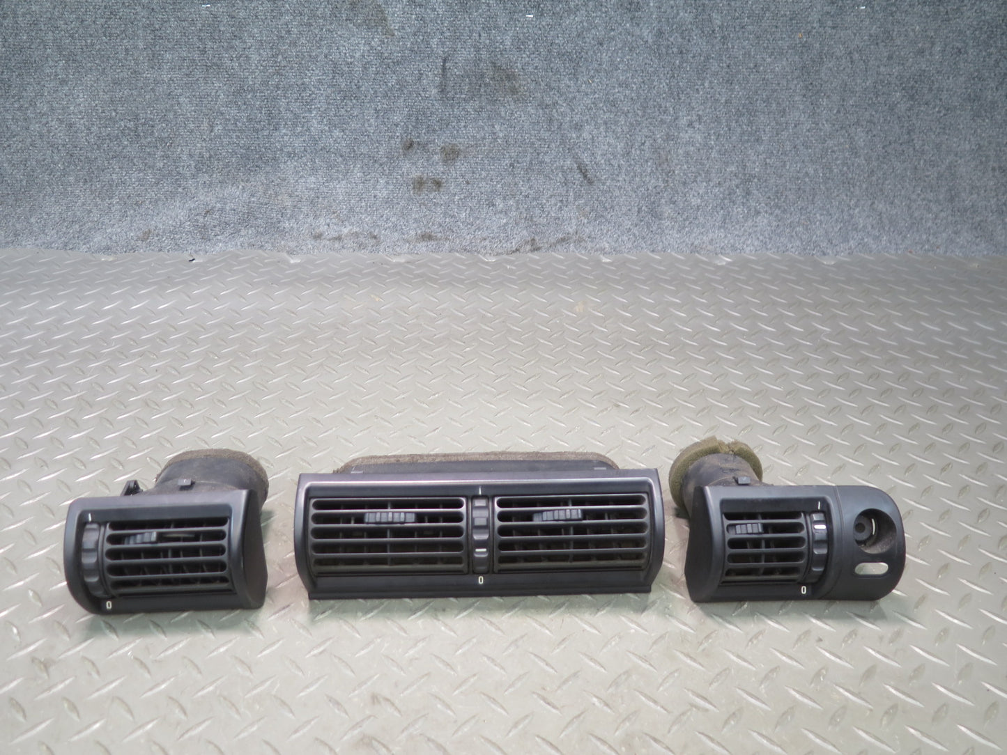 96-02 BMW E36 Z3 Set of 3 Dash Front Left Center Right A/C Air Vent Grille OEM