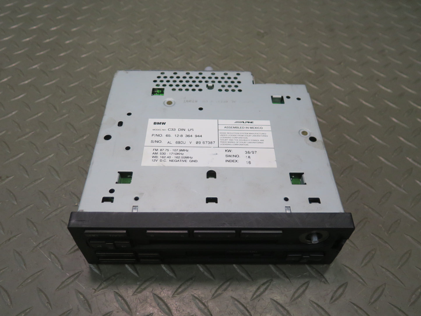 96-02 BMW E36/7 Z3 Radio Stereo Cassette Tape Player 8364944 OEM