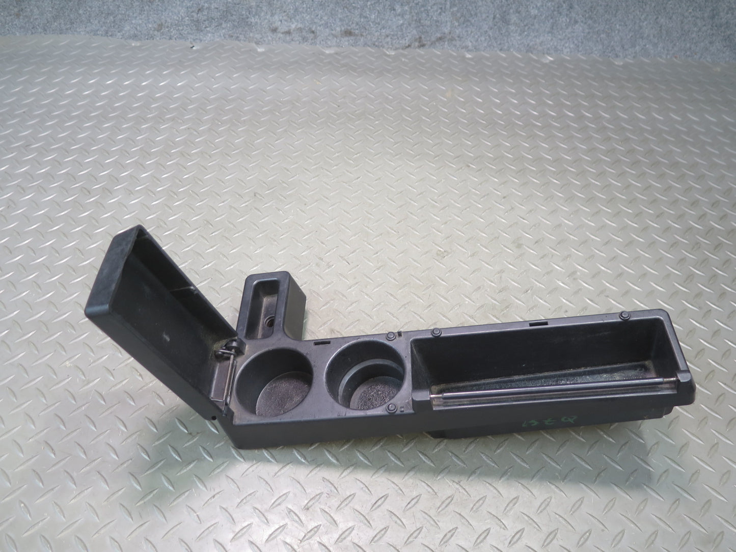 96-02 BMW E36/7 Z3 Center Console Armrest CUP Holder w Valet Insert 1469516 OEM