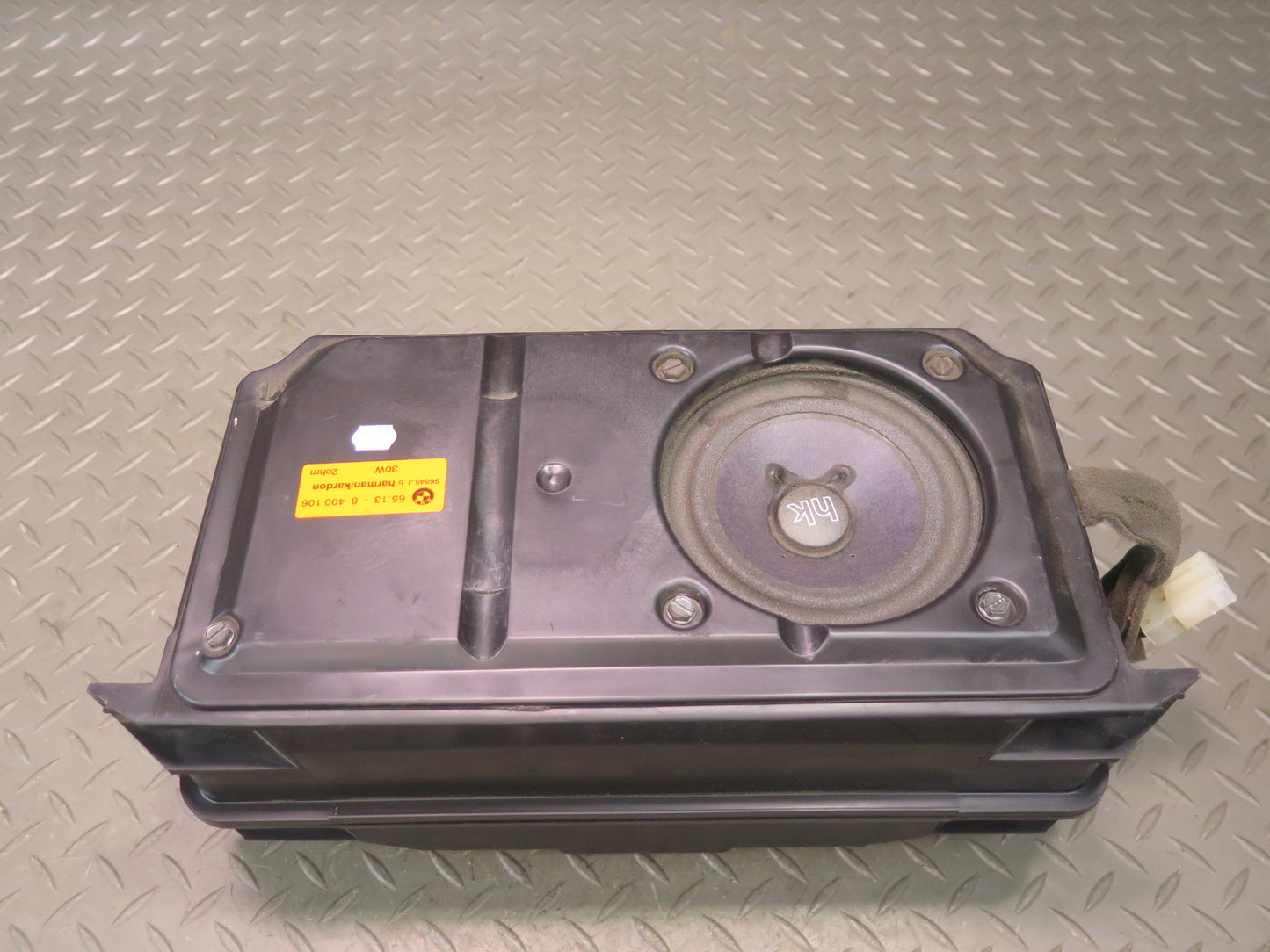 98-99 BMW E36/7 Z3 Roadster Rear Harman Kardon Subwoofer Box Speaker OEM