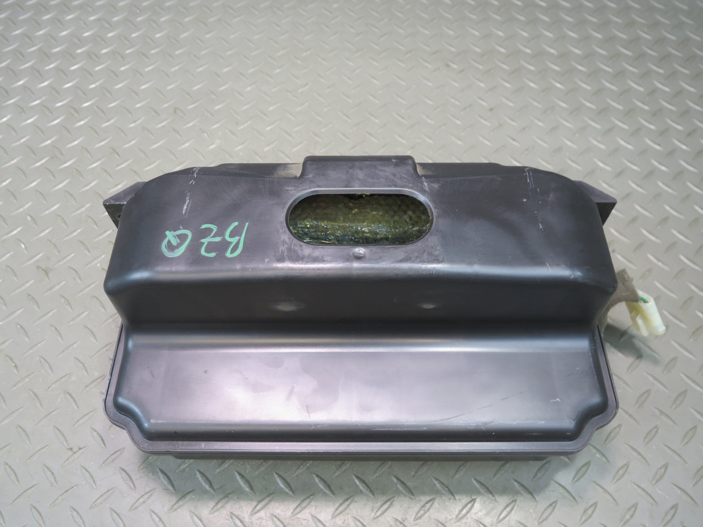 98-99 BMW E36/7 Z3 Roadster Rear Harman Kardon Subwoofer Box Speaker OEM
