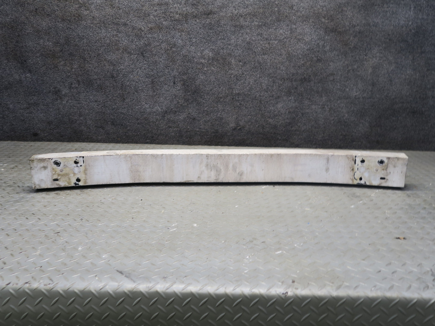 01-05 Lexus JCE10L IS300 Front Bumper Impact Reinforcement Bar OEM