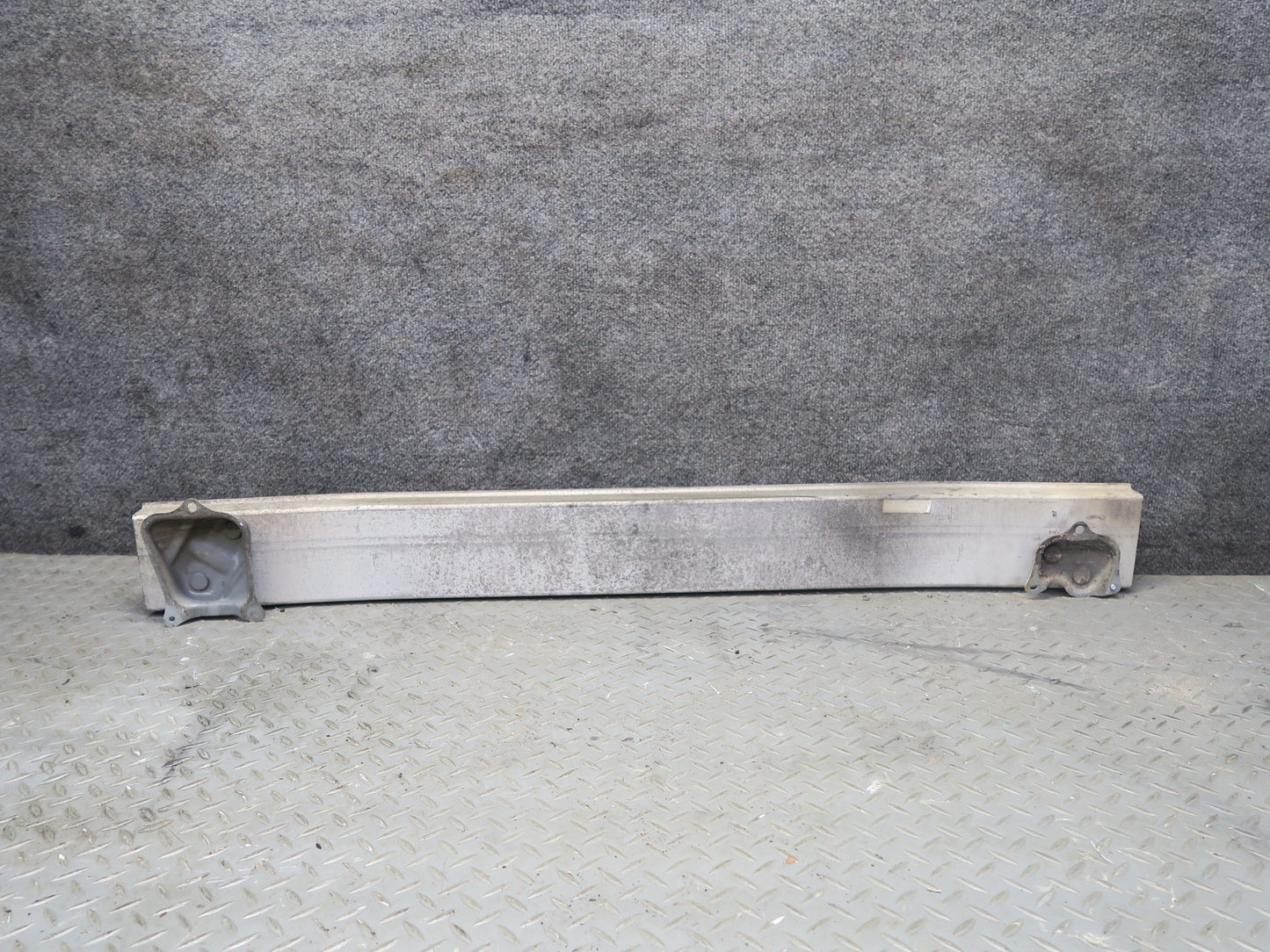 01-05 Lexus JCE10L IS300 Sedan Rear Bumper Impact Reinforcement Bar OEM