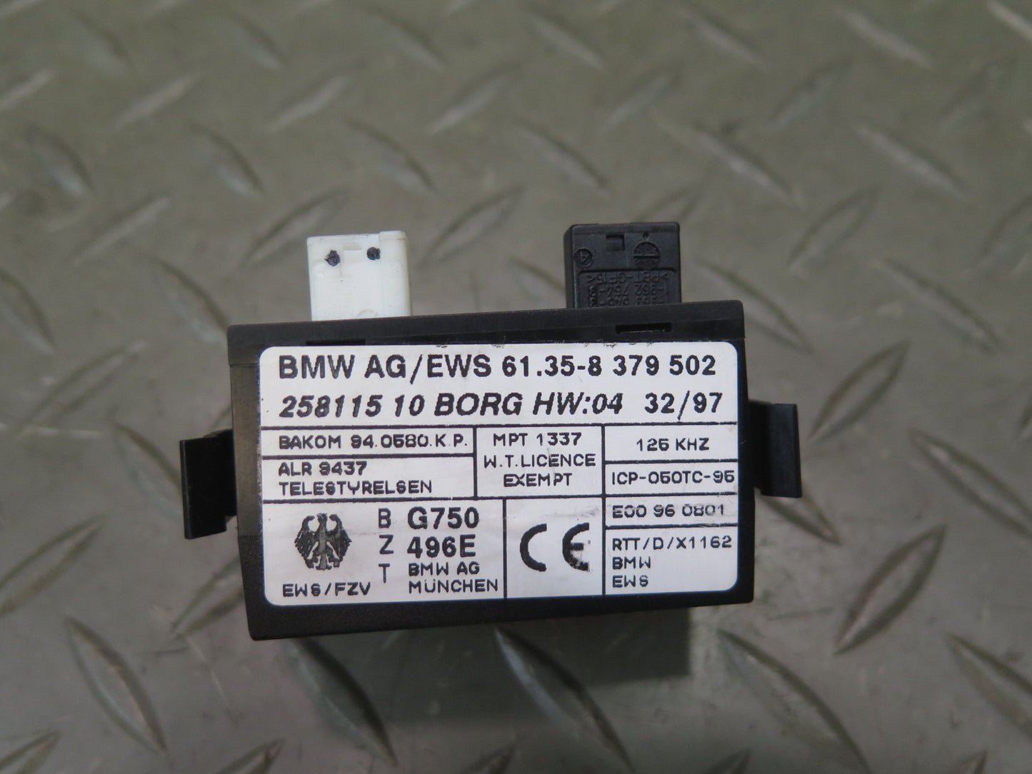 96-02 BMW E36/7 Z3 Immobilizer Transmitter Receiver Relay Module 8379502 OEM