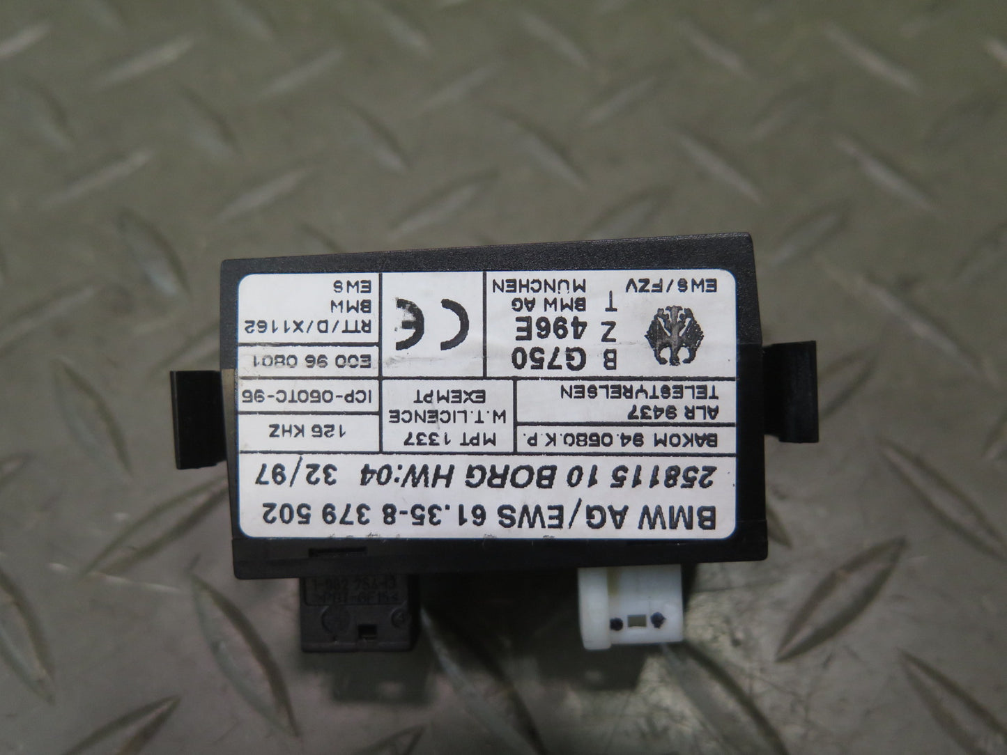 96-02 BMW E36/7 Z3 Immobilizer Transmitter Receiver Relay Module 8379502 OEM