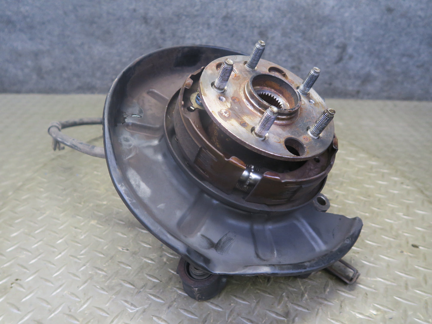 98-00 Lexus UCF20L LS400 Rear Left Spindle Knuckle Wheel Hub Bearing OEM