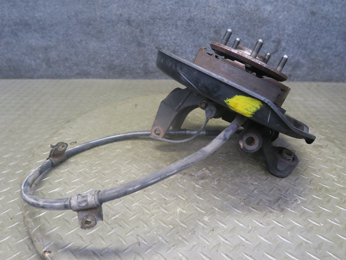98-00 Lexus UCF20L LS400 Rear Left Spindle Knuckle Wheel Hub Bearing OEM