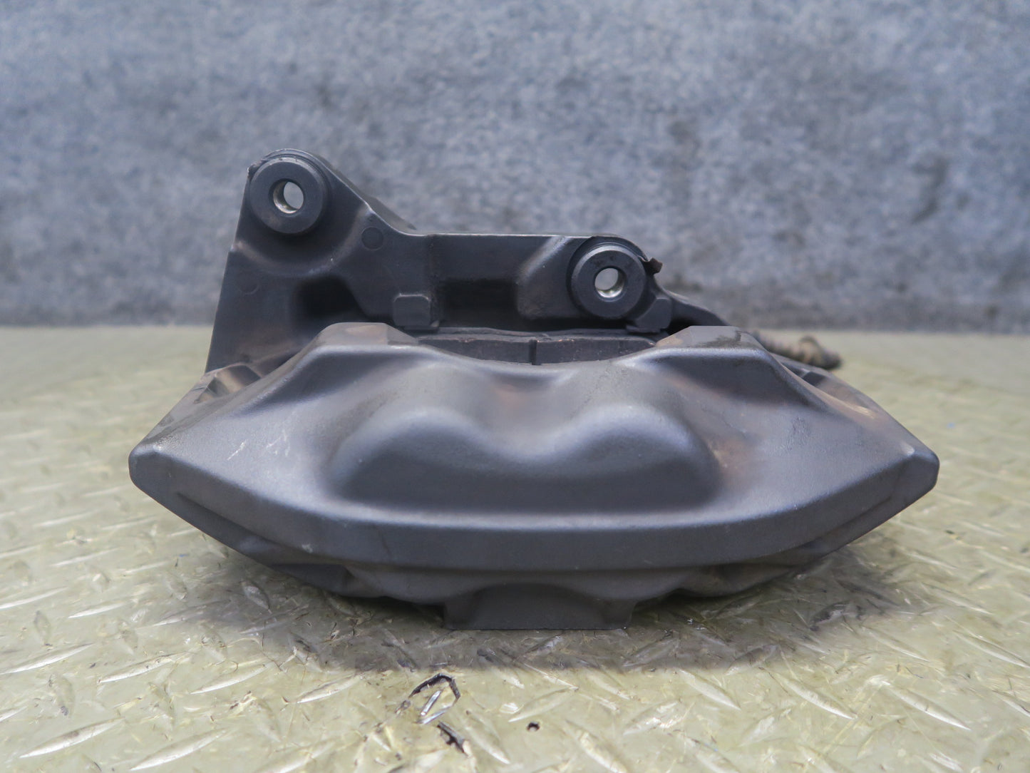 95-00 Lexus UCF20L LS400 Front Left Brake Caliper Sumitomo OEM