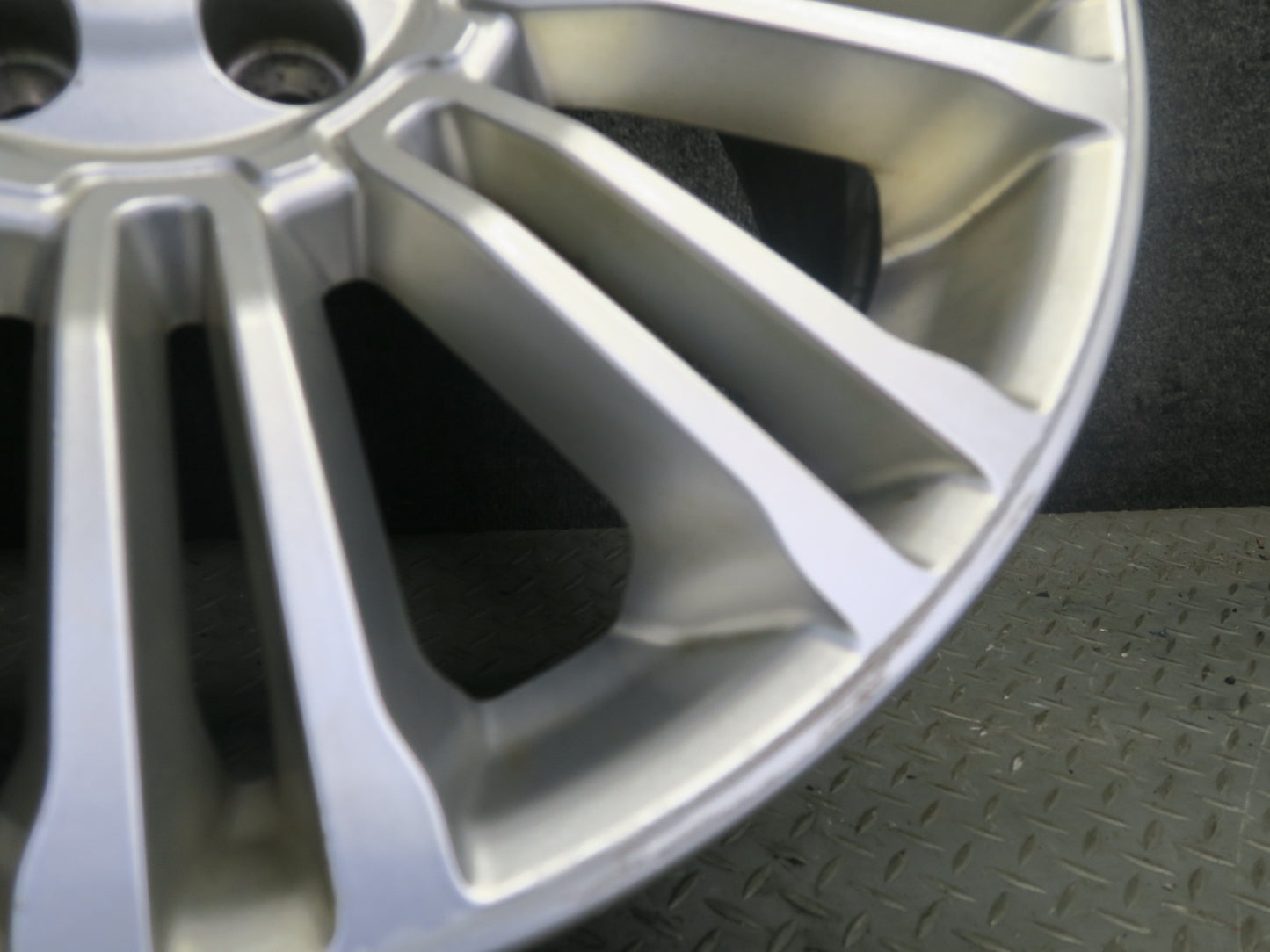 2012-2019 Range Rover Evoque L538 20-SPOKE R19" Alloy Wheel Rim 19x8J ET45