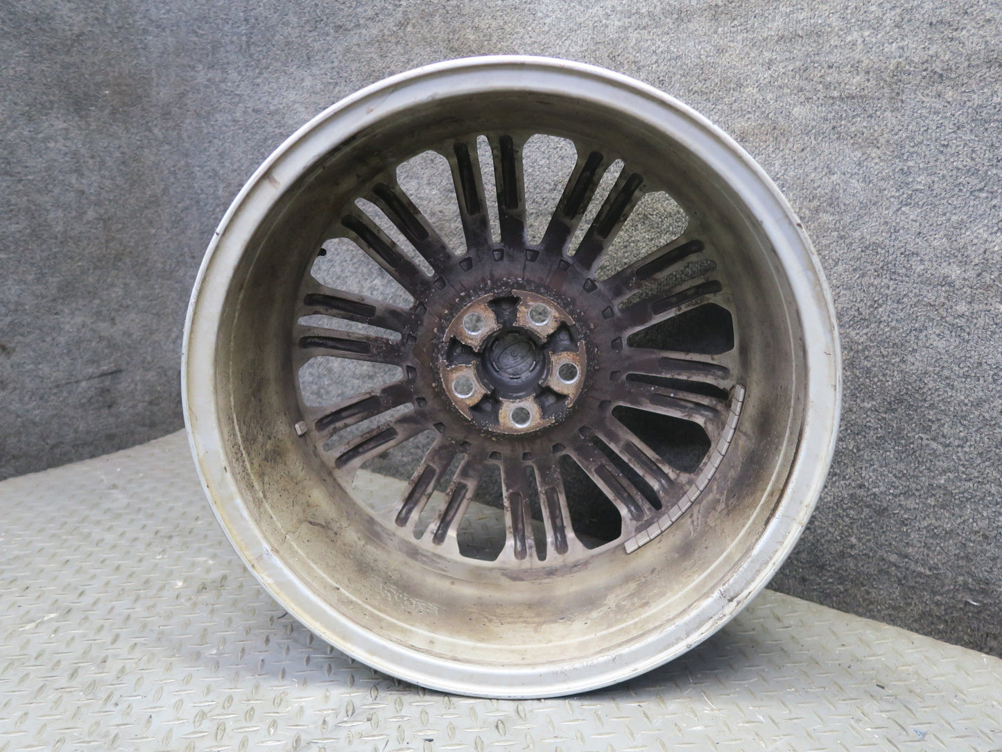2012-2019 Range Rover Evoque L538 20-SPOKE R19" Alloy Wheel Rim 19x8J ET45