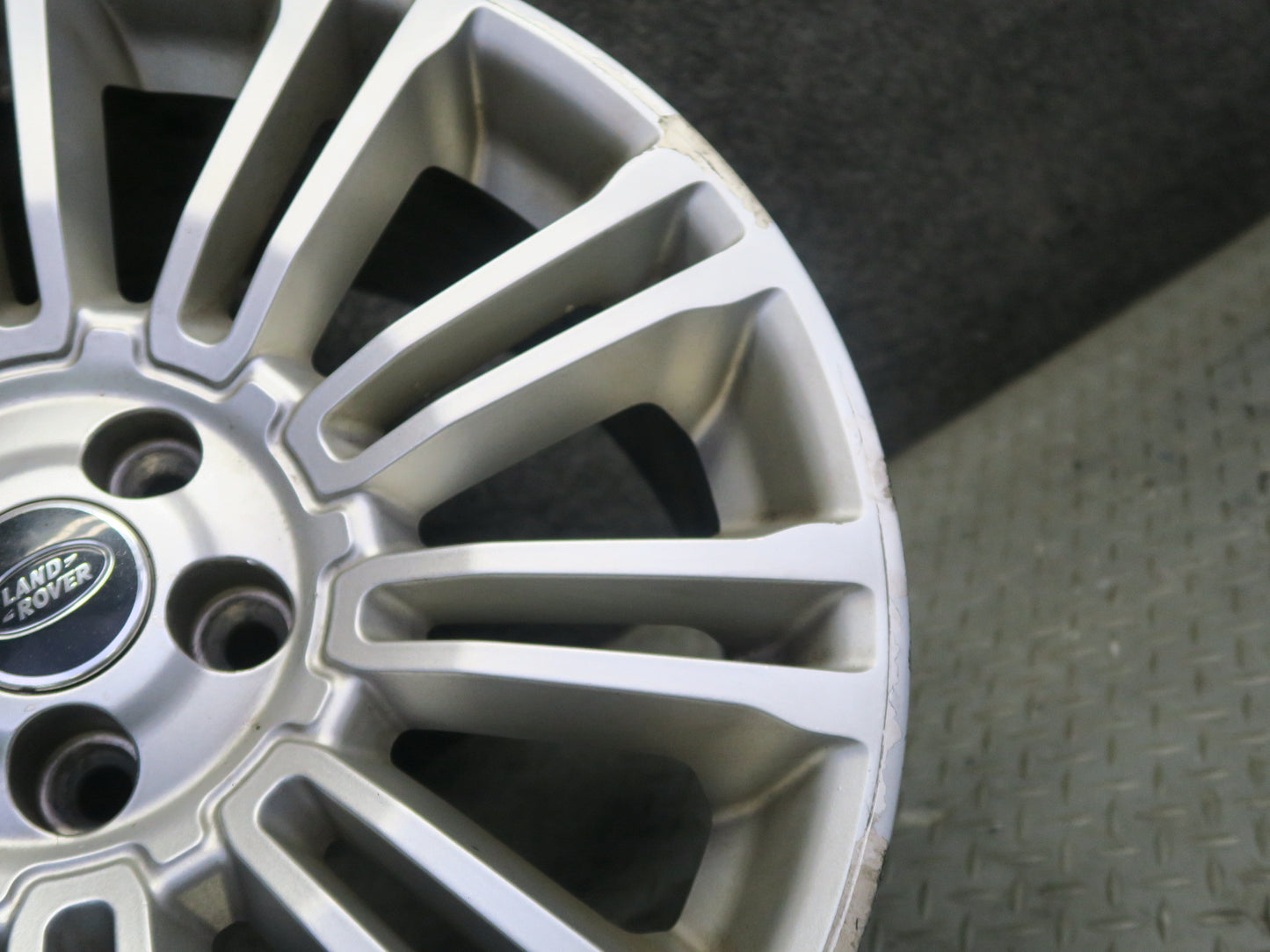 2012-2019 Range Rover Evoque L538 20-SPOKE R19" Alloy Wheel Rim 19x8J ET45
